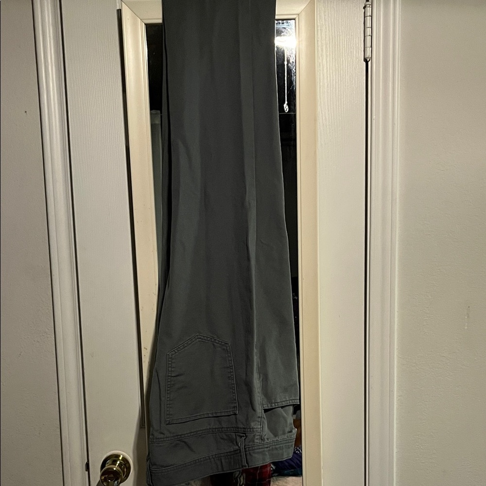 Perry Ellis Men's Dark Gray Cargo Pants